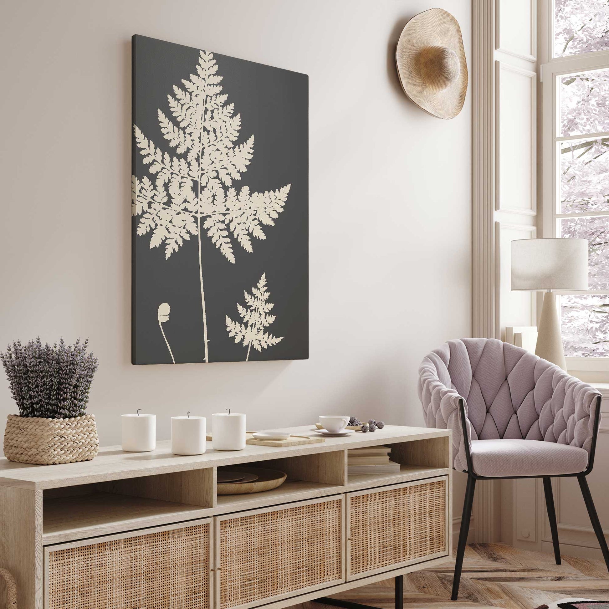[LIFESTYLE],[SPECIAL],  Picture of art in a room