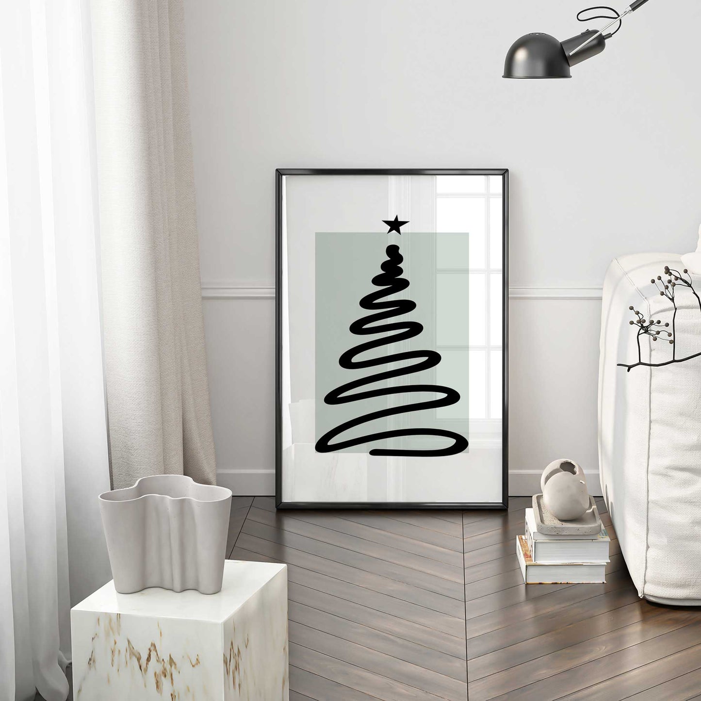 [SPECIAL],[LIFESTYLE], Picture of art hanging in a room