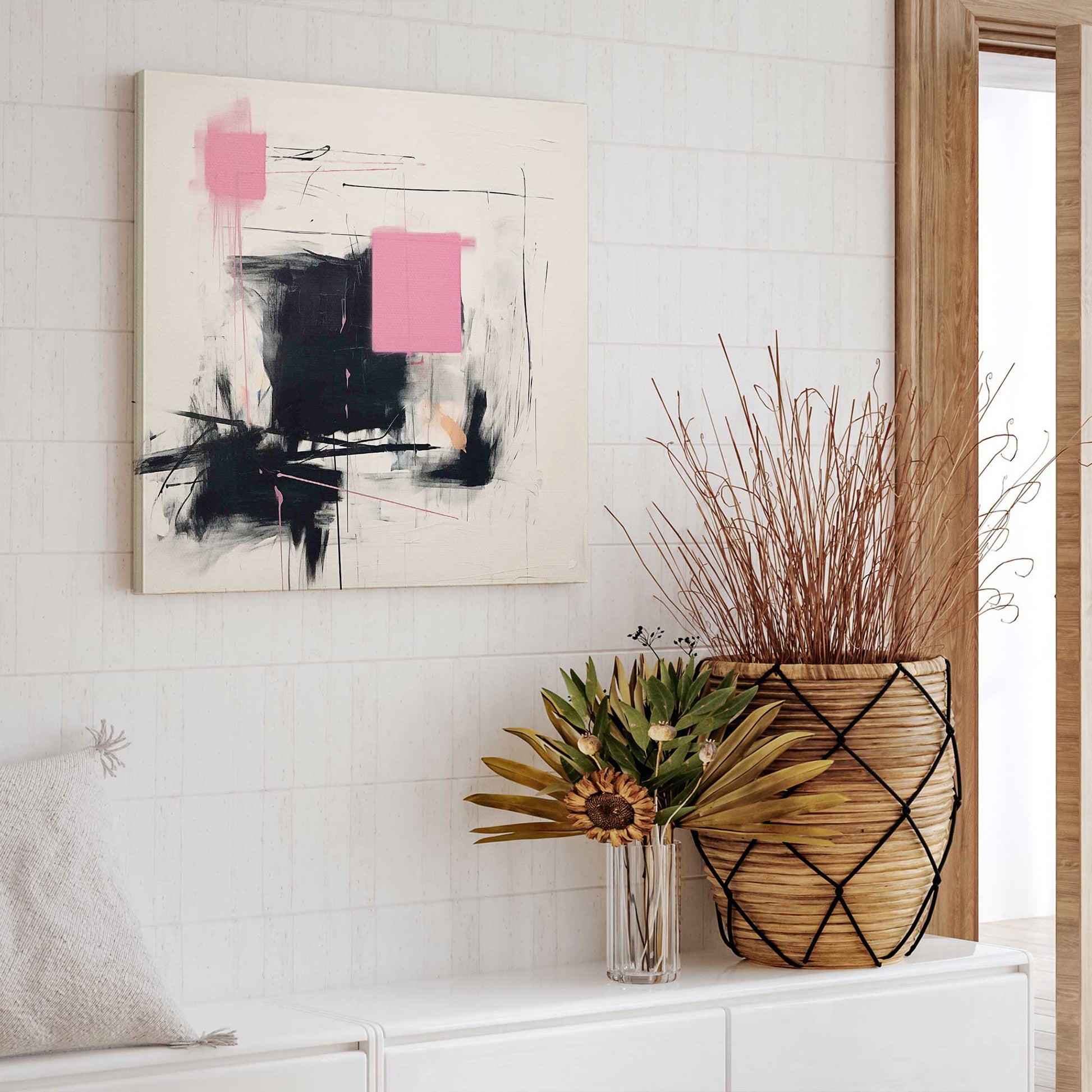 [LIFESTYLE],[SPECIAL],  Picture of art in a room