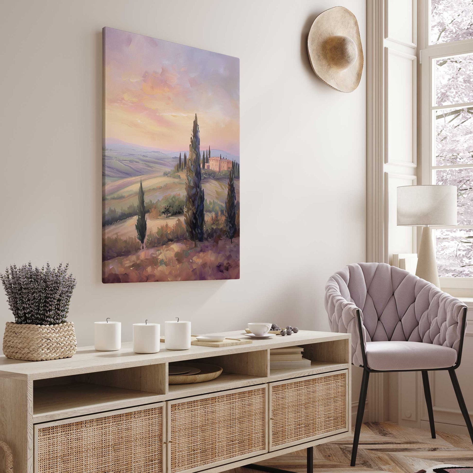 [LIFESTYLE],[SPECIAL],  Picture of art in a room