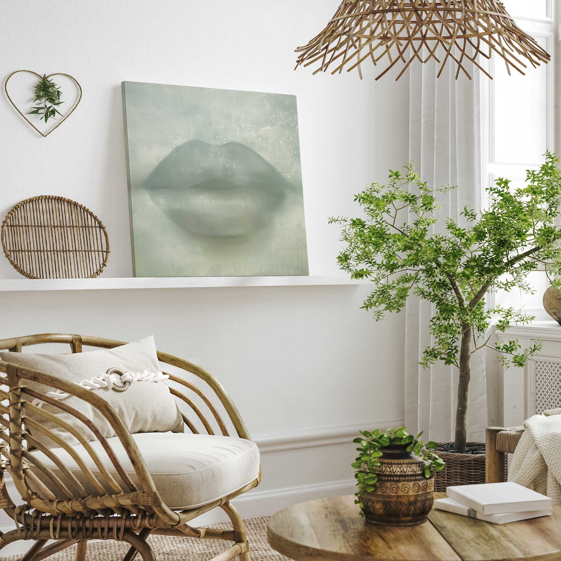 [LIFESTYLE],[SPECIAL],  Picture of art in a room