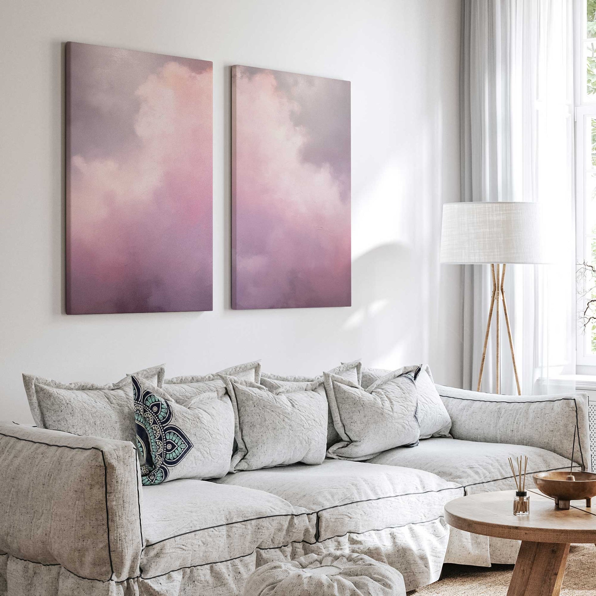 [LIFESTYLE],[SPECIAL],  Picture of art in a room