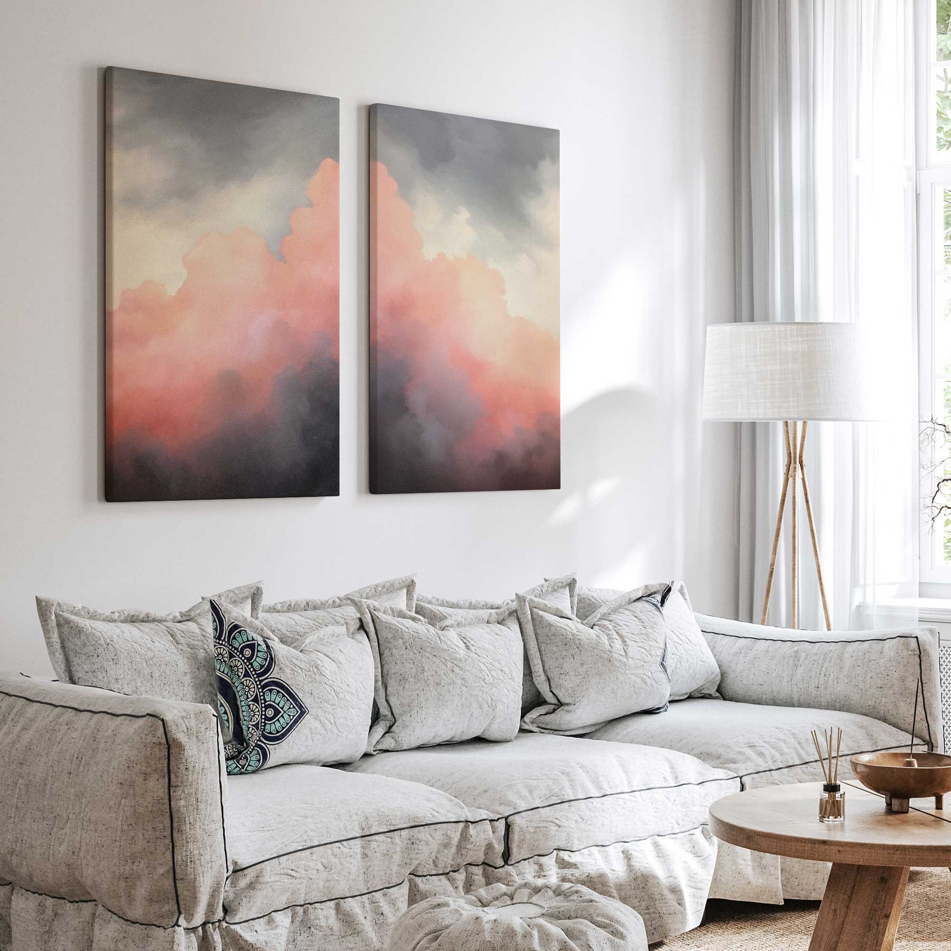 [LIFESTYLE],[SPECIAL],  Picture of art in a room