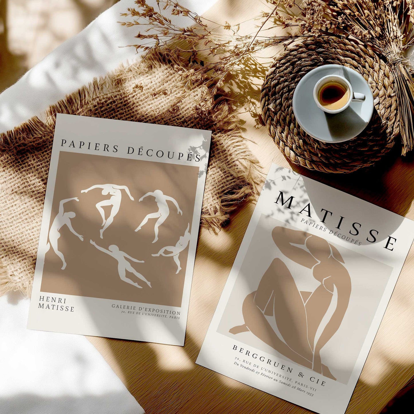 [color:Rolled Print], Picture in a room