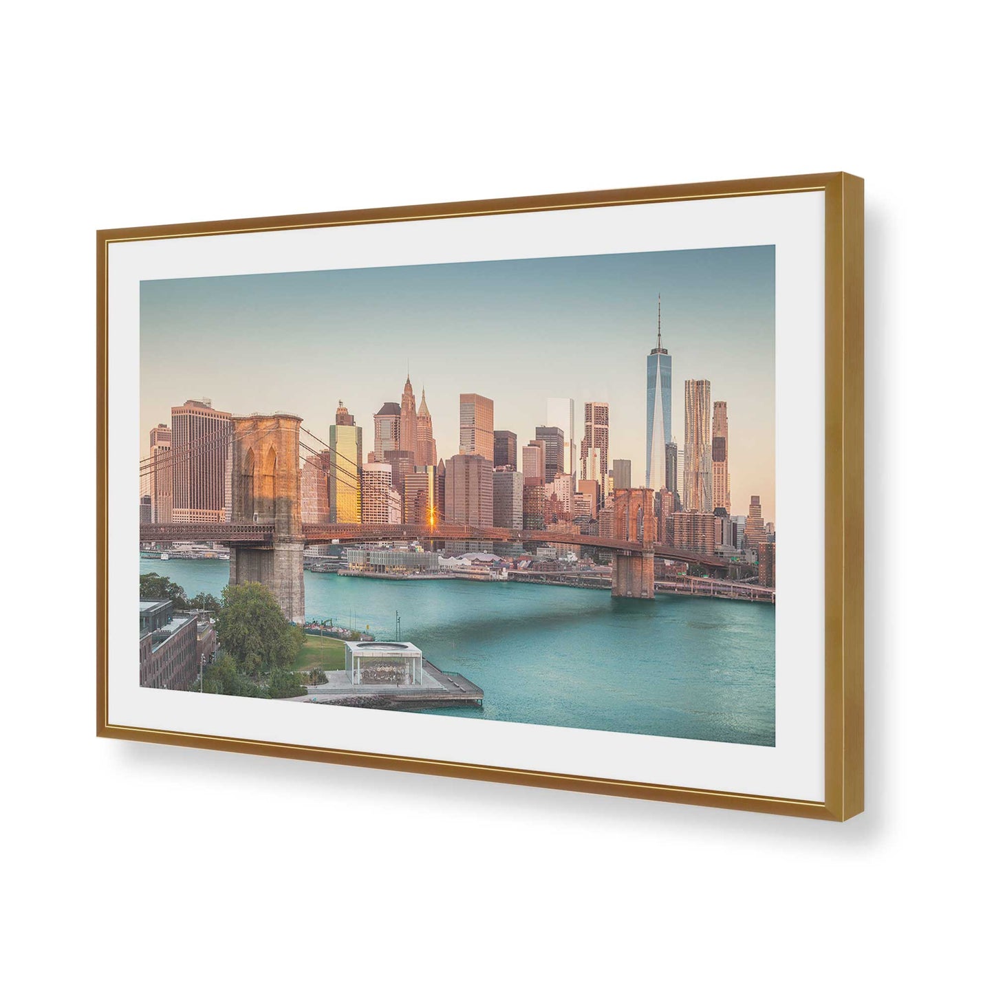 [Color:Polished Gold], Picture of art in a Polished Gold frame of the corner