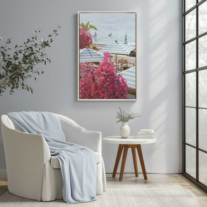 [LIFESTYLE],[SPECIAL],  Picture of art in a room