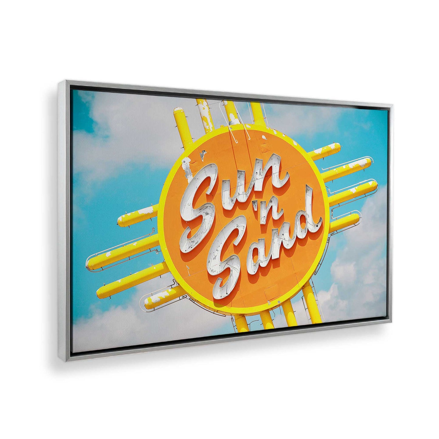 [Color:Polished Chrome], Picture of the corner of the art