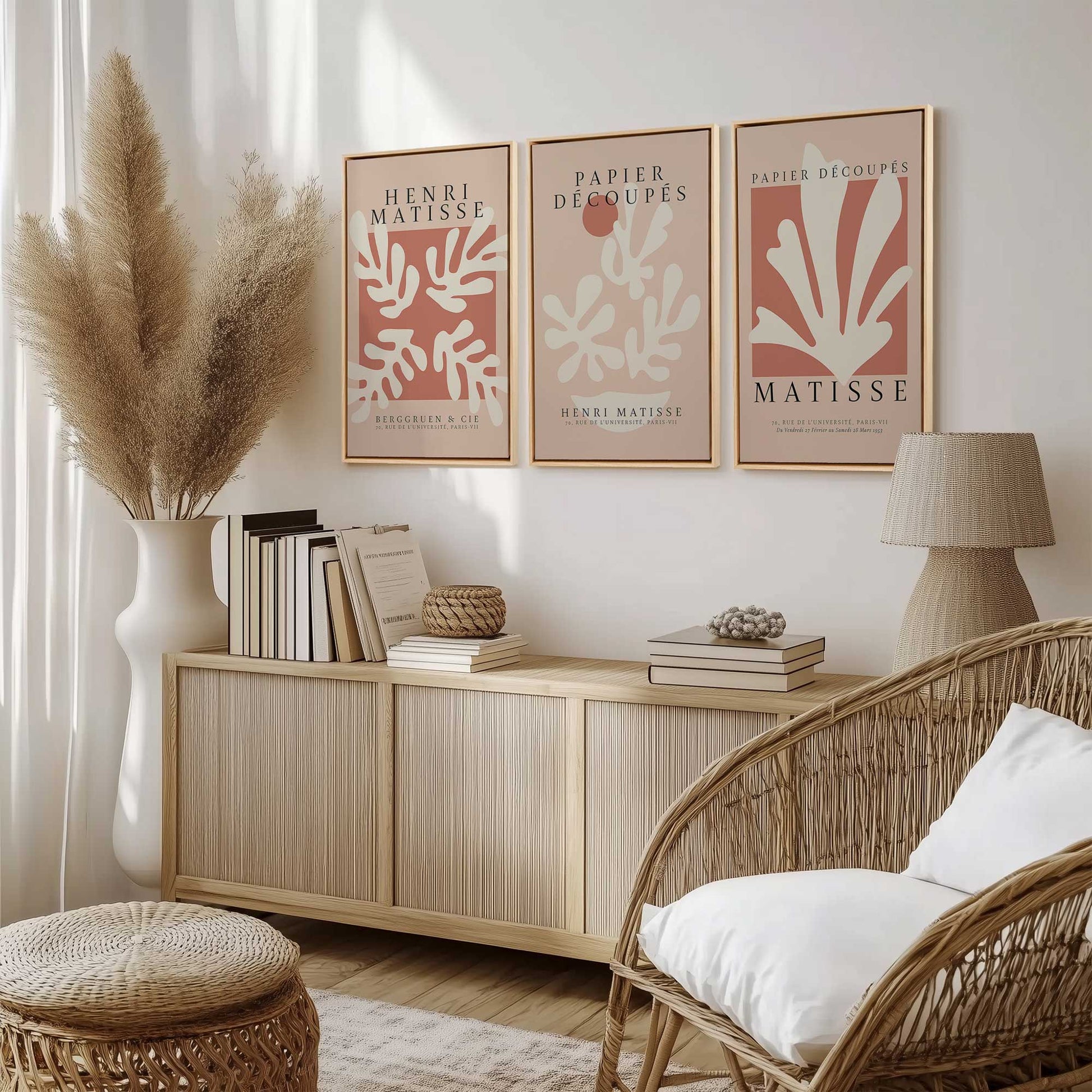 [Color:Opaque White], Picture of art in a White frame