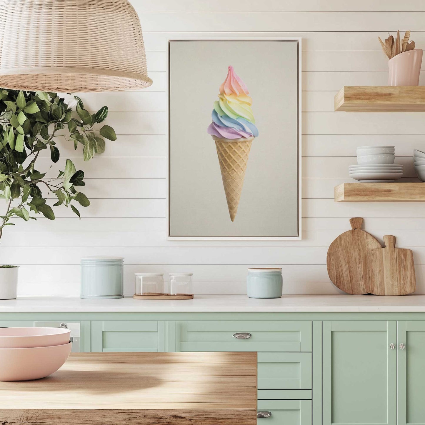 [LIFESTYLE],[SPECIAL],  Picture of art in a room