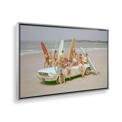 [Color:Polished Chrome], Picture of the corner of the art