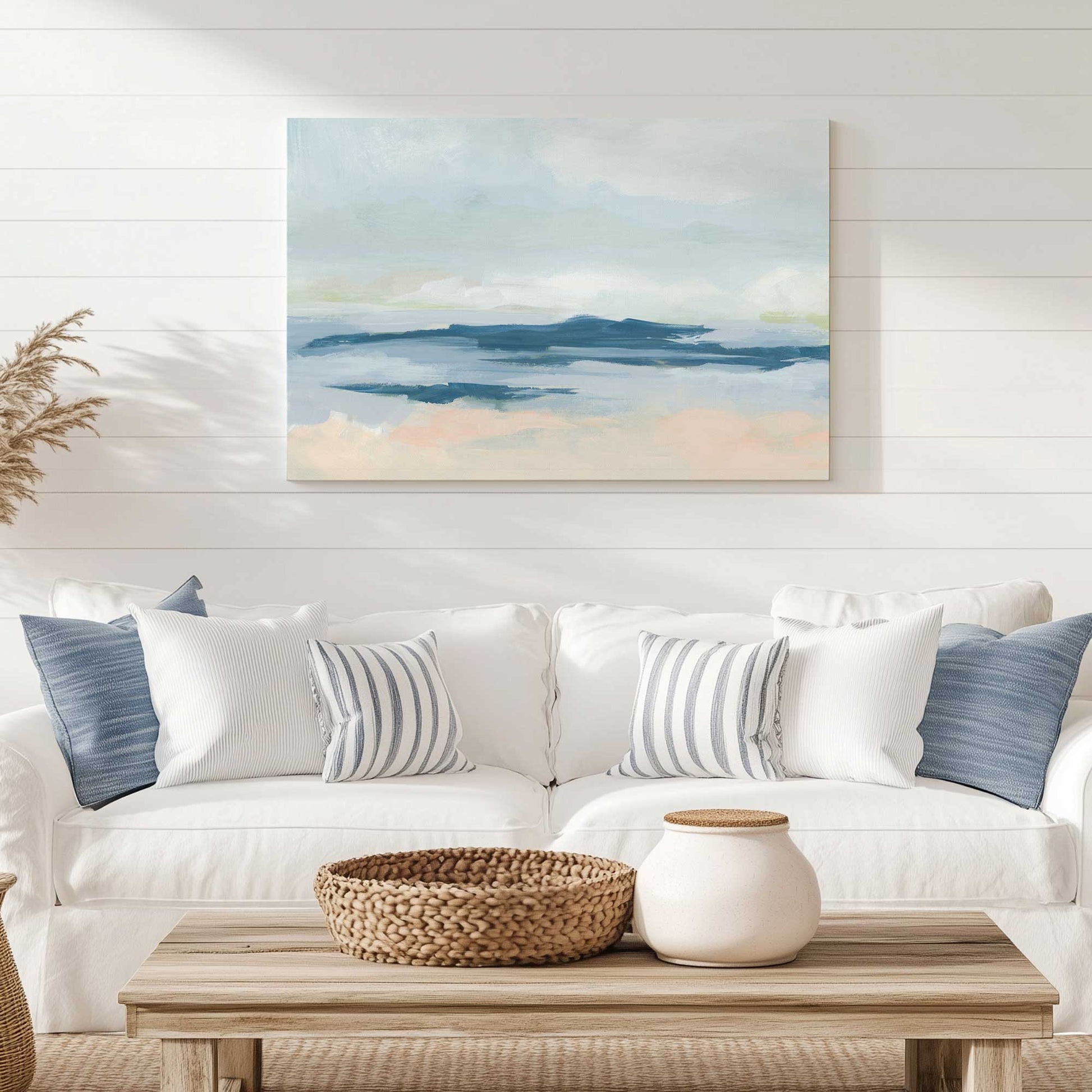 [LIFESTYLE],[SPECIAL],  Picture of art in a room