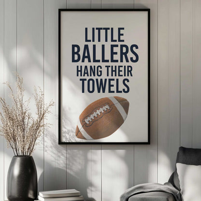 [SPECIAL],[LIFESTYLE], Picture of art hanging in a room