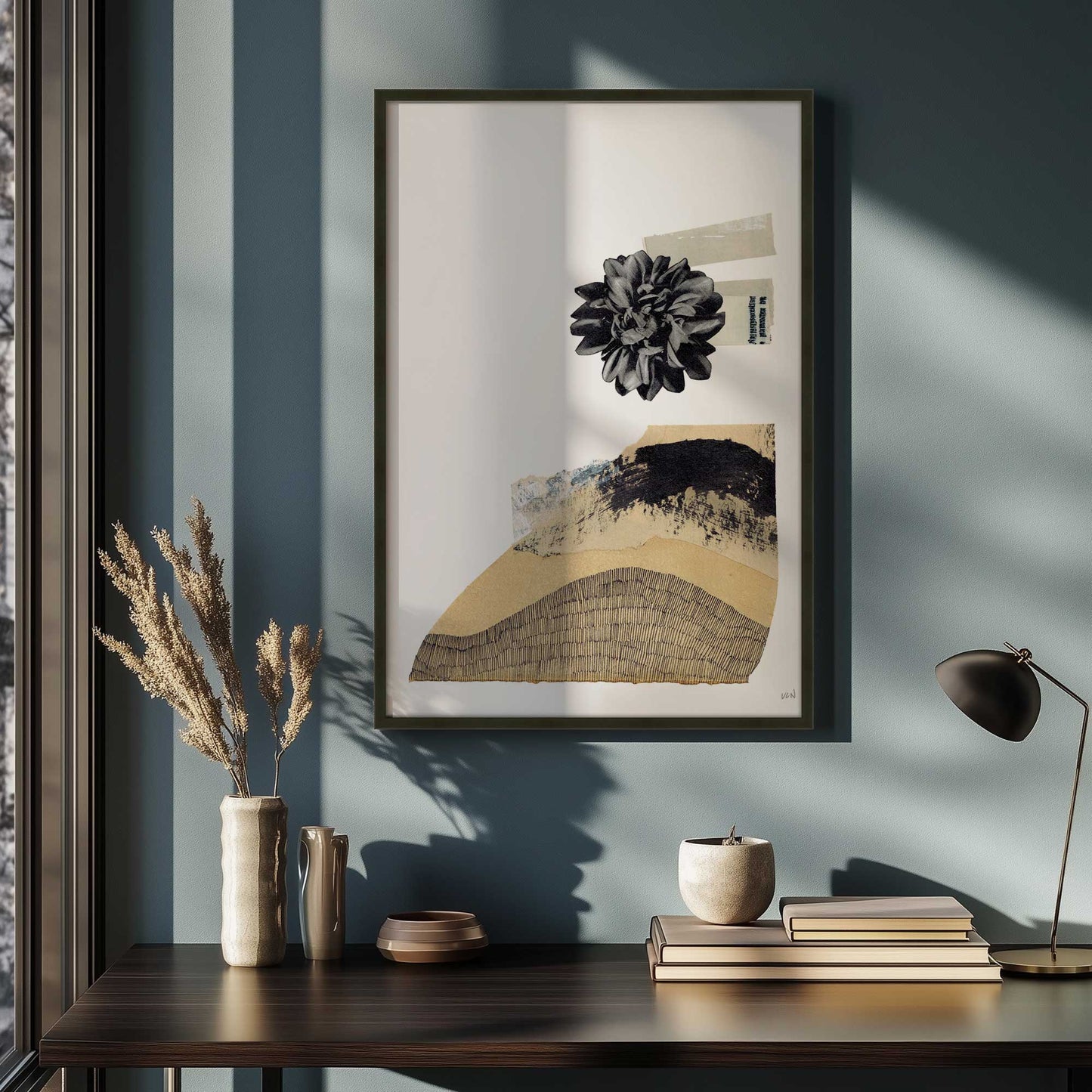 [SPECIAL],[LIFESTYLE], Picture of art hanging in a room