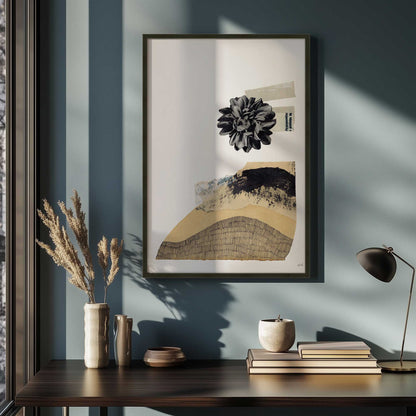[SPECIAL],[LIFESTYLE], Picture of art hanging in a room