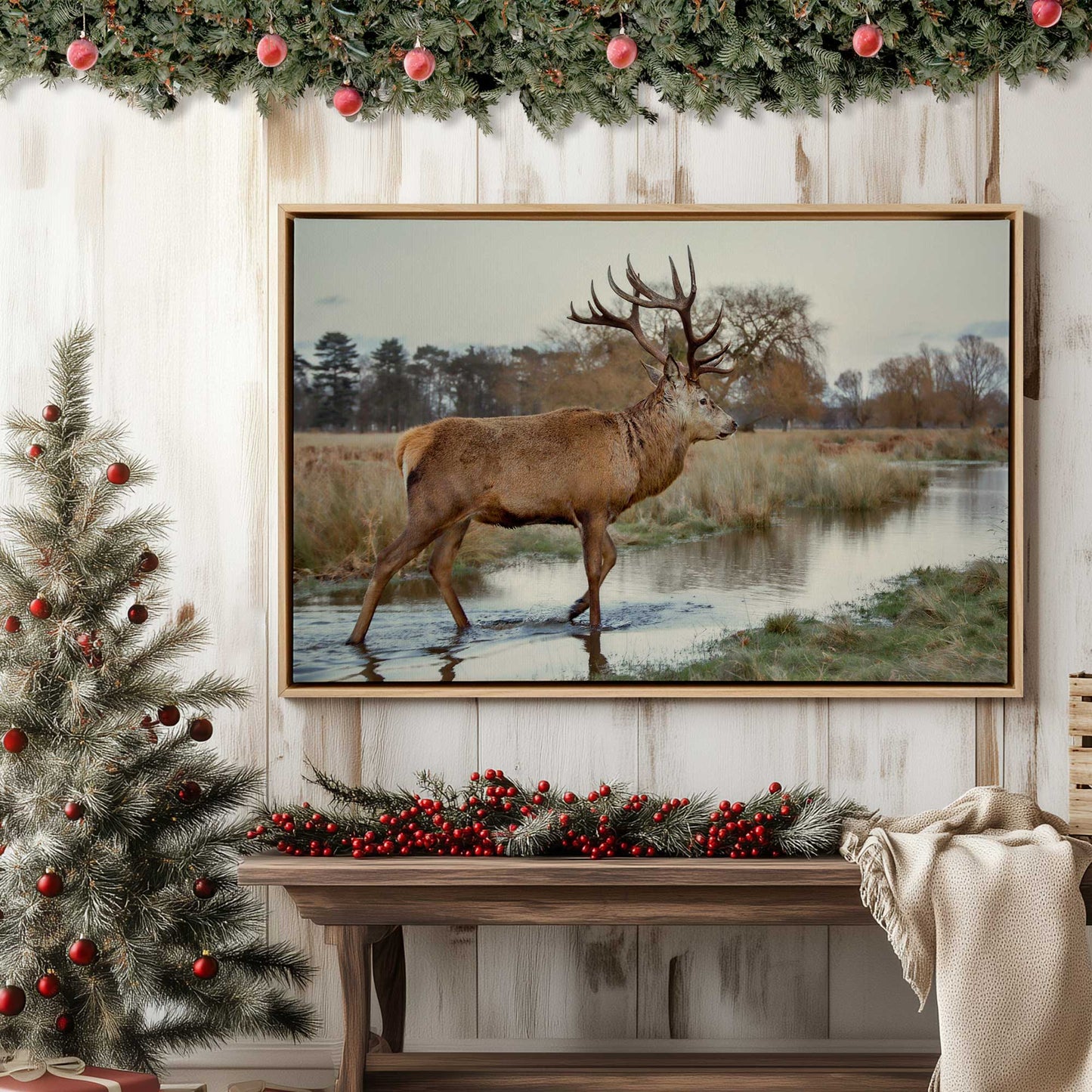 [LIFESTYLE],[SPECIAL],  Picture of art in a roo