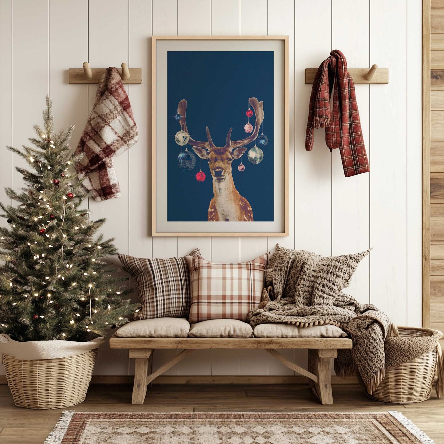 [LIFESTYLE],[SPECIAL],  Picture of art in a roo