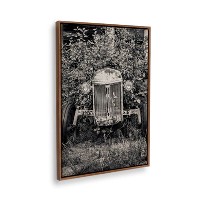 [Color:Walnut], Picture of the corner of the art