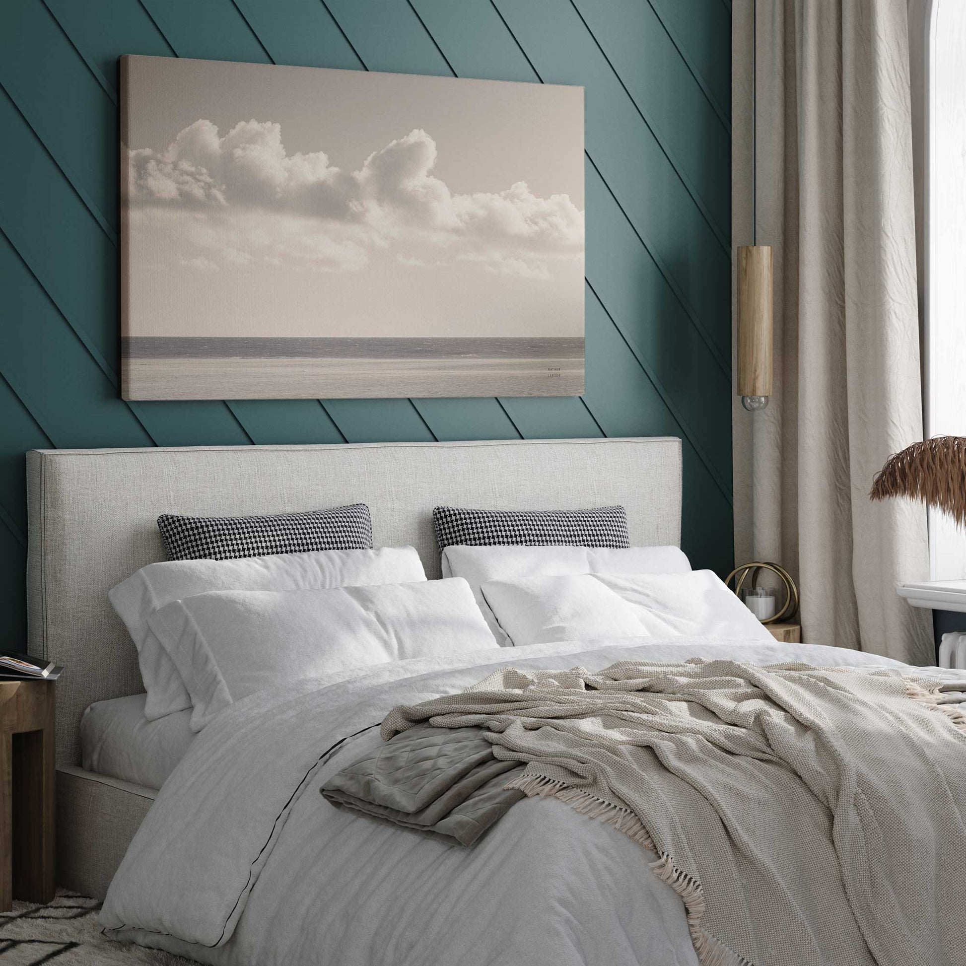 [LIFESTYLE],[SPECIAL],  Picture of art in a room