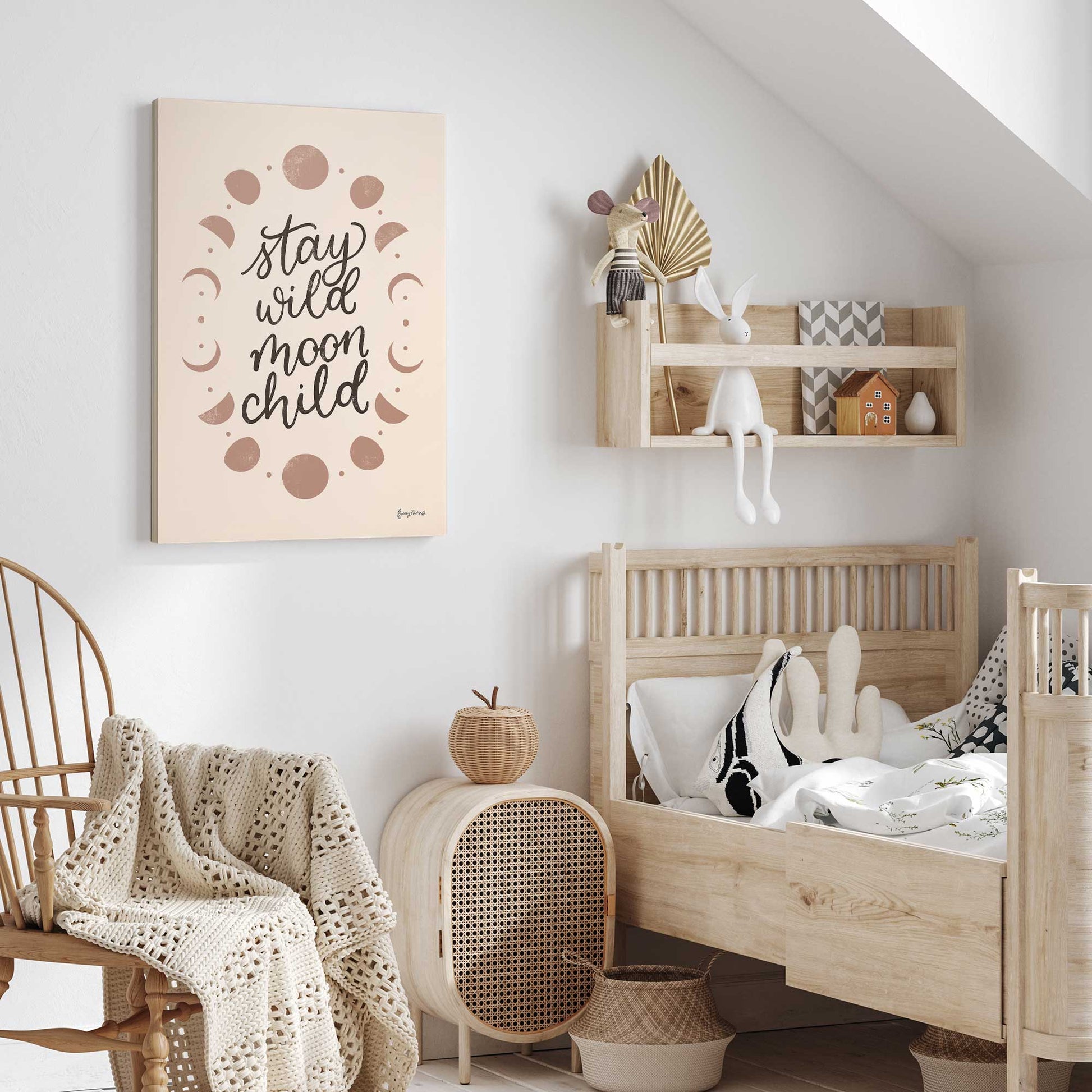 [LIFESTYLE],[SPECIAL],  Picture of art in a room