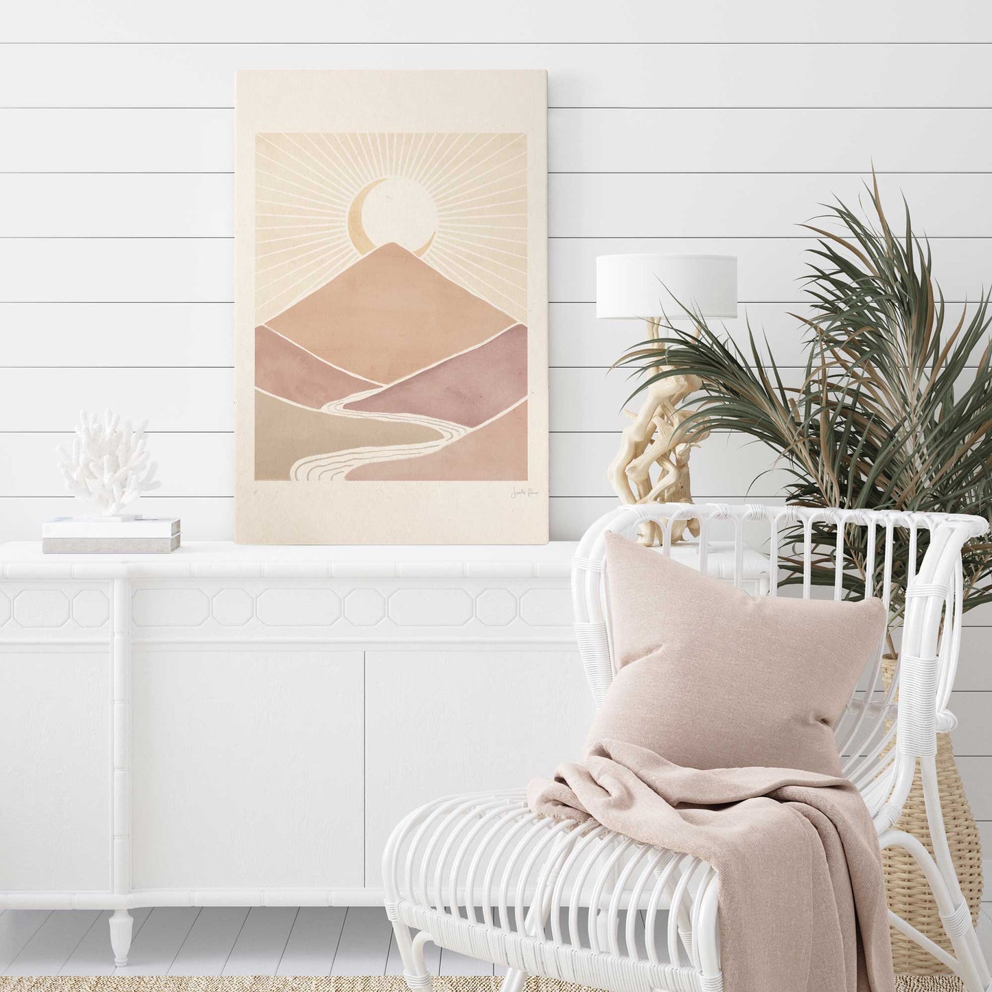 [LIFESTYLE],[SPECIAL],  Picture of art in a room