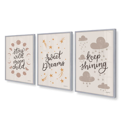 [Color:Polished Chrome], Picture of art in a Polished Chrome frame at an angle