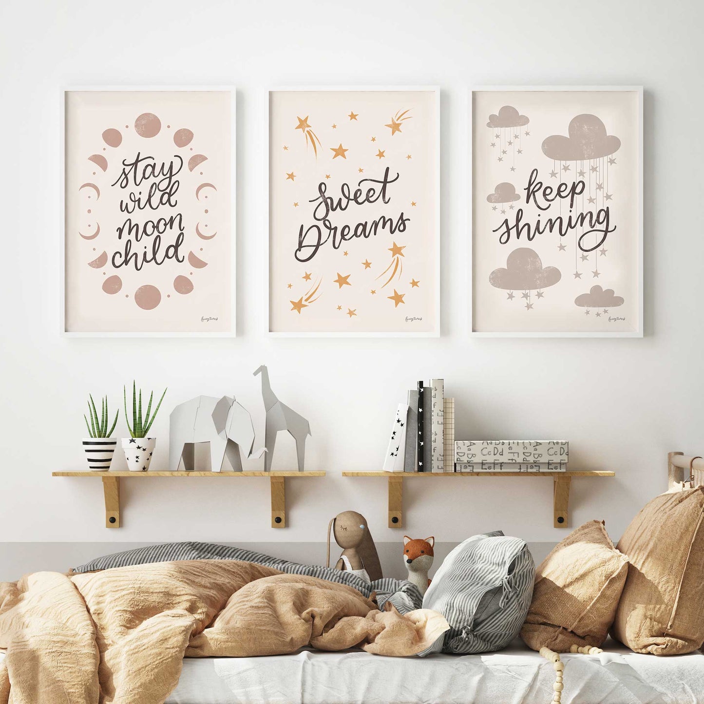 [LIFESTYLE],[SPECIAL],Picture of art in a room