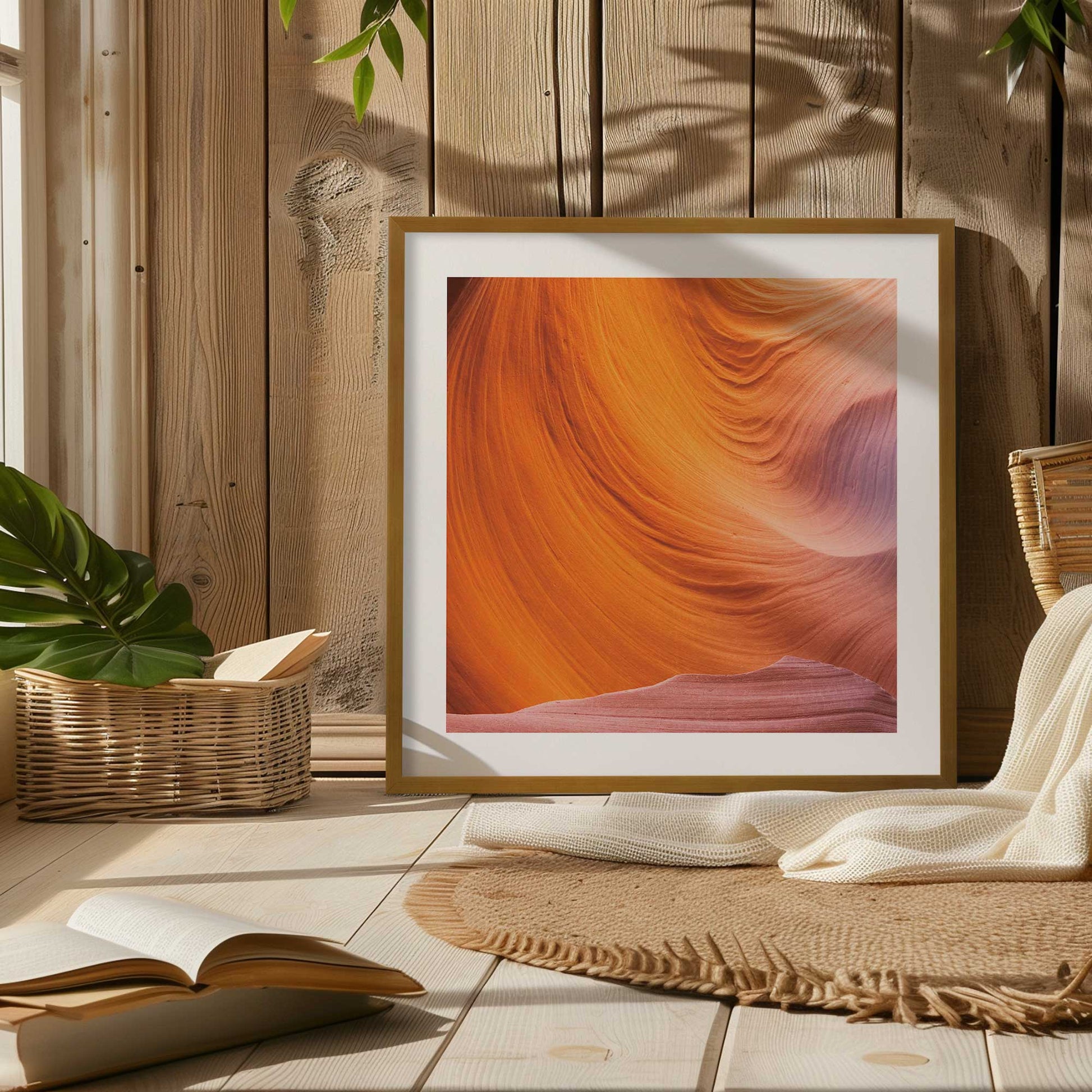 [LIFESTYLE],[SPECIAL],Picture of art in a room