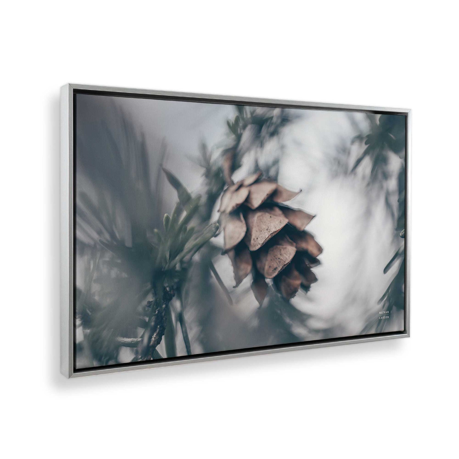 [Color:Polished Chrome], Picture of the corner of the art