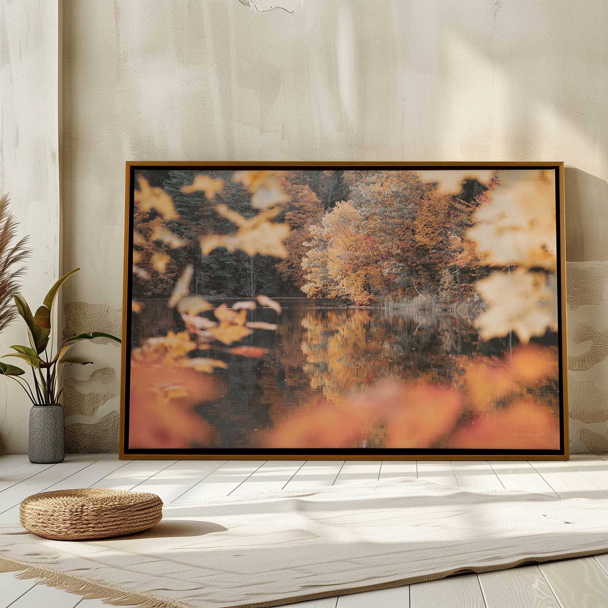 [LIFESTYLE],[SPECIAL],  Picture of art in a room