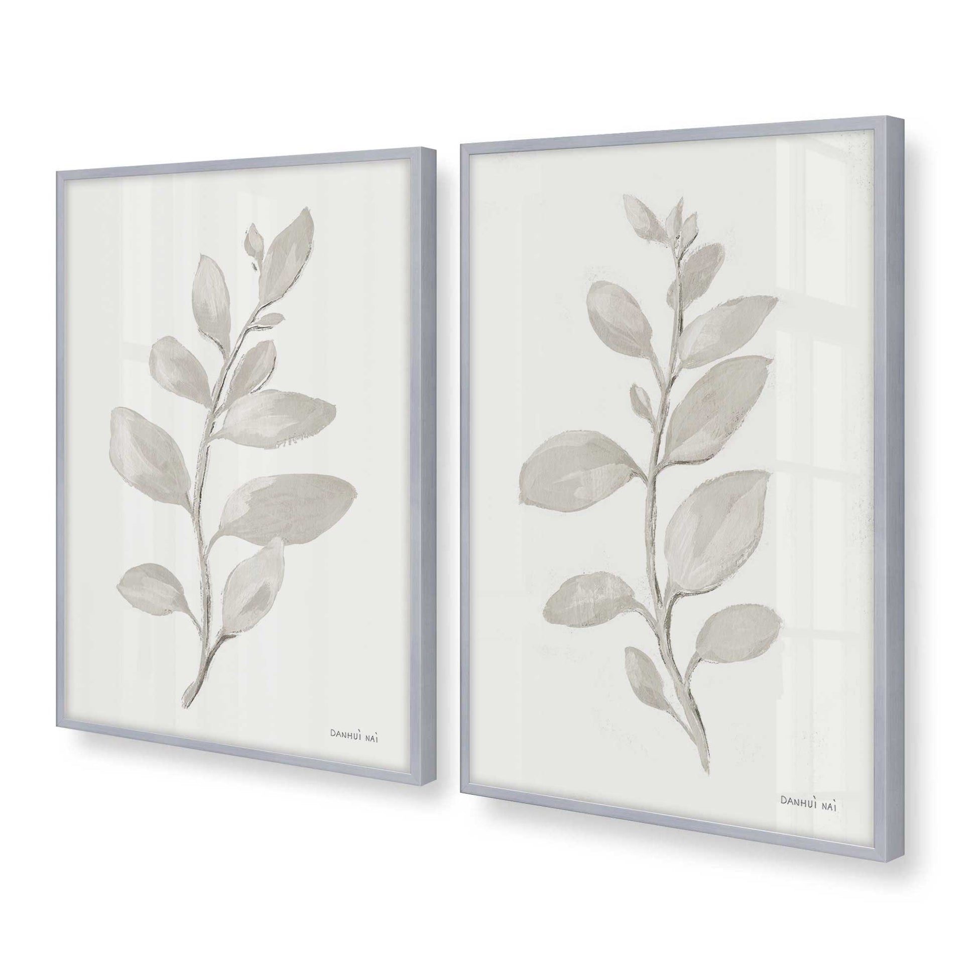 [Color:Polished Chrome], Picture of art in a Polished Chrome frame at an angle
