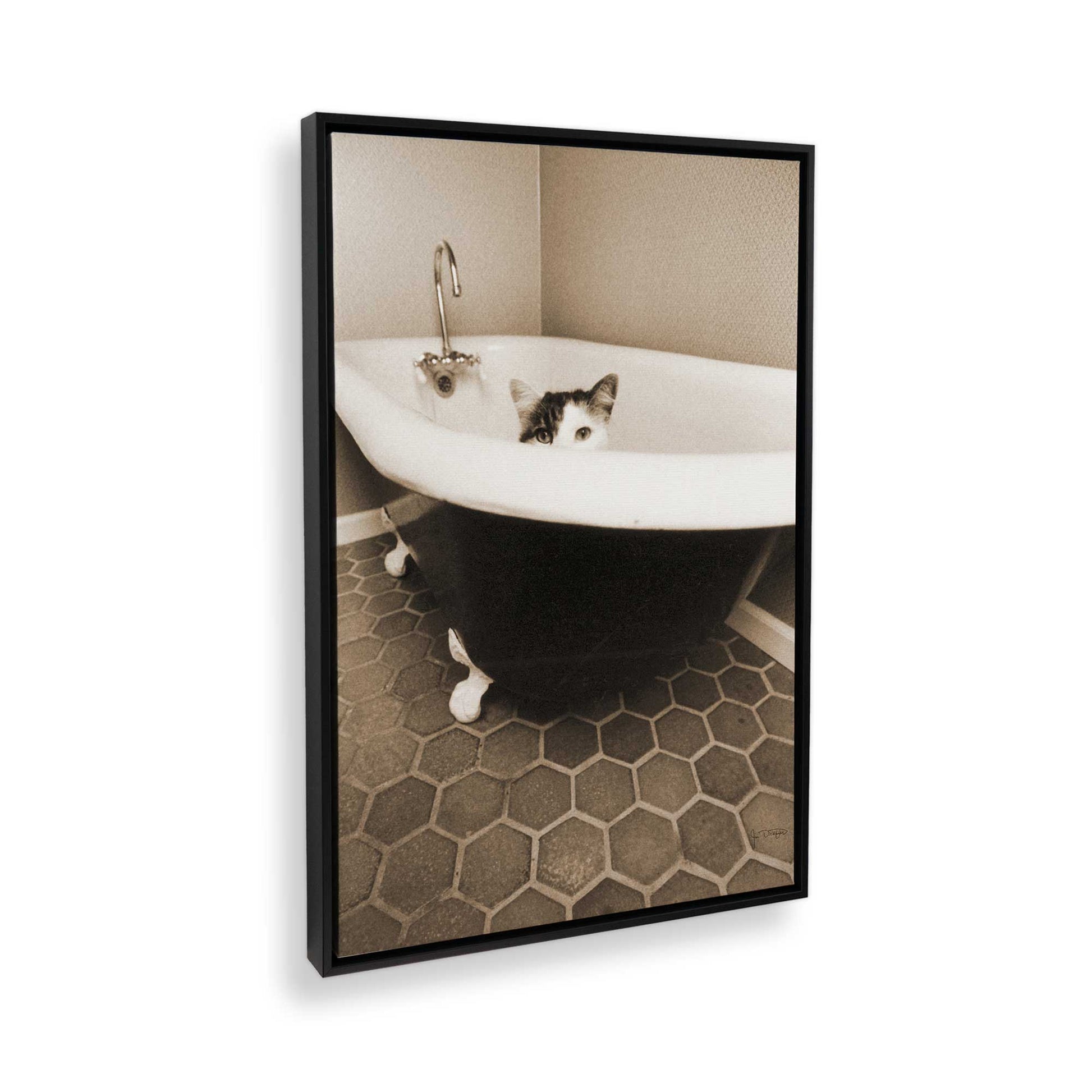 [Color:Satin Black], Picture of the corner of the art