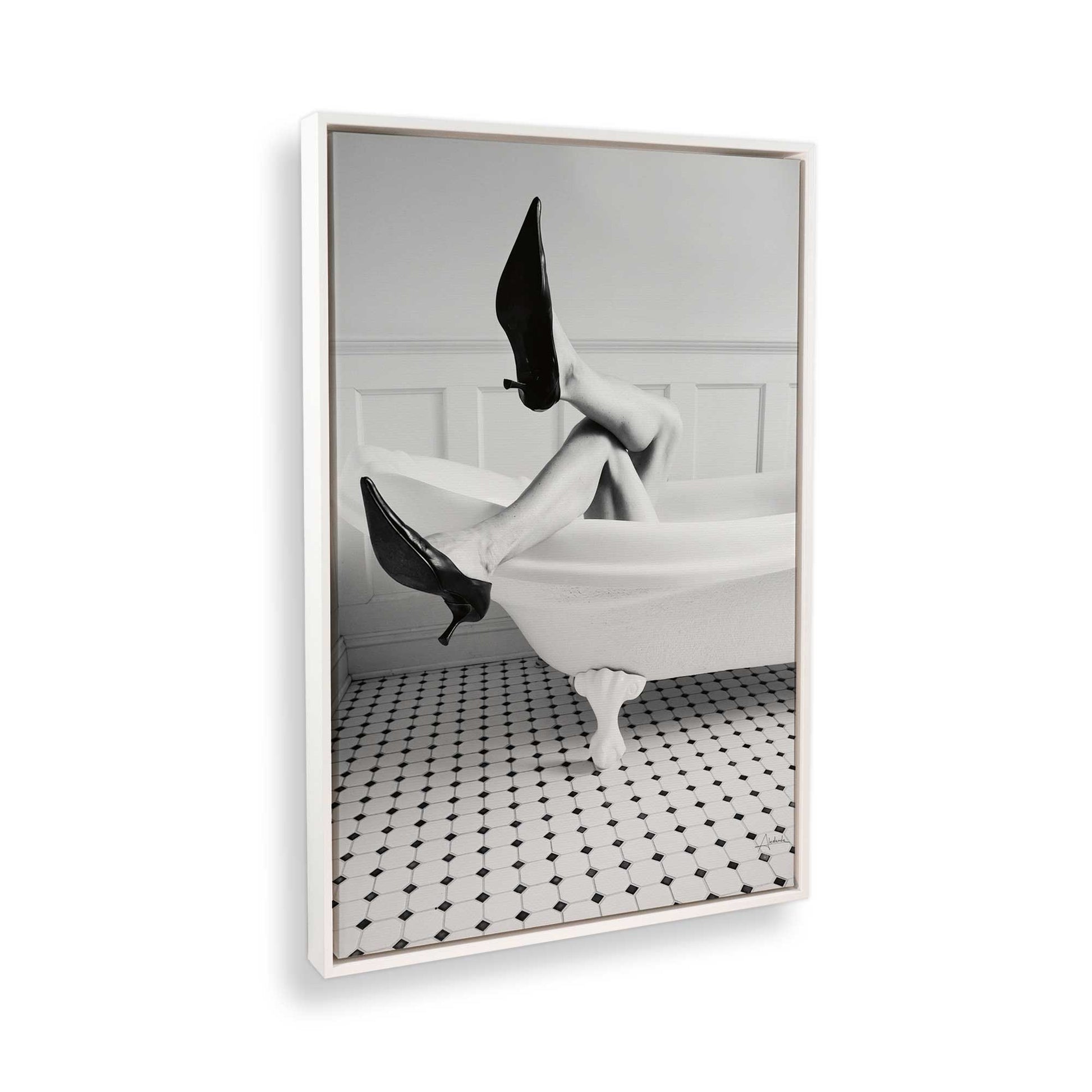 [Color:Opaque White], Picture of the corner of the art