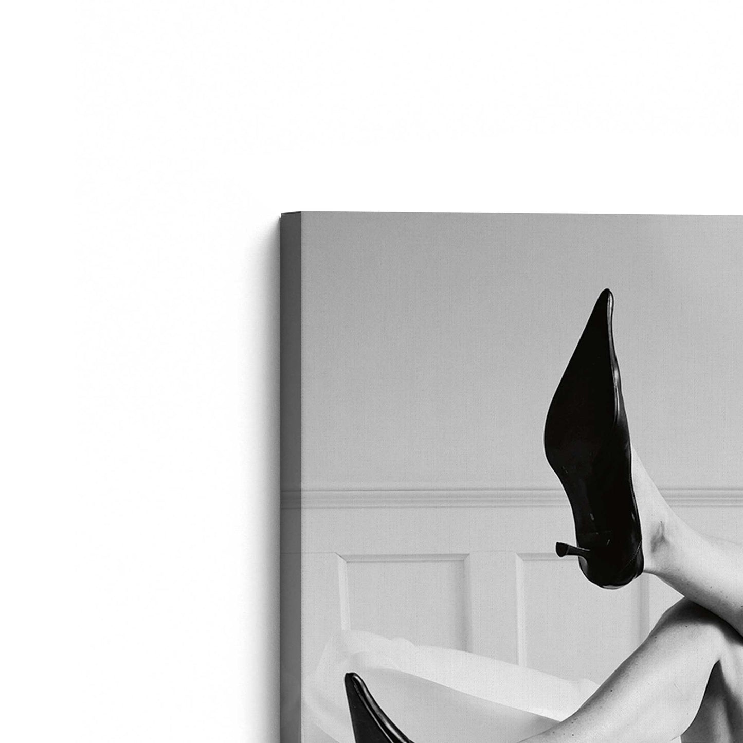 [Color:Stretched Canvas], Picture of the corner of the art