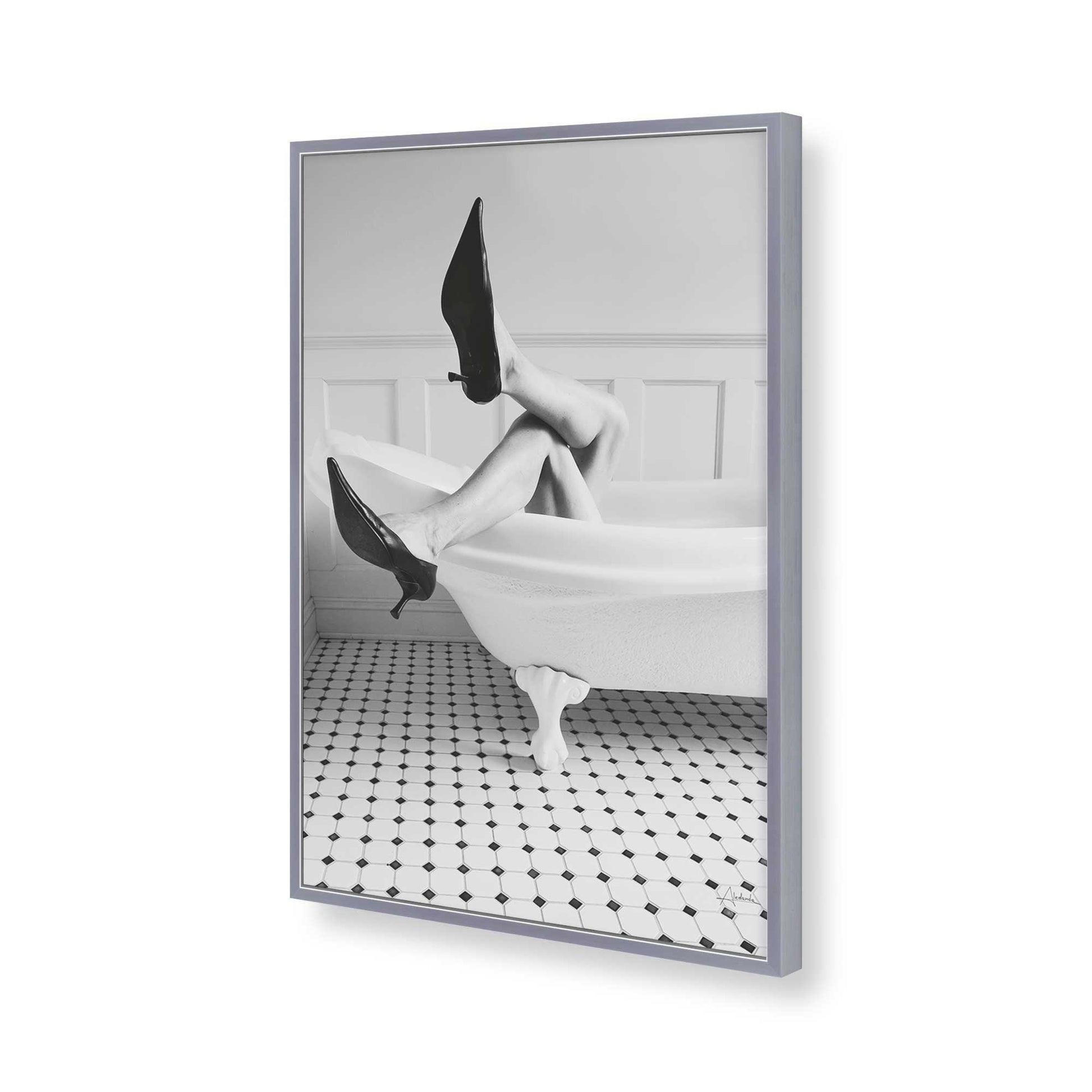 [Color:Polished Chrome], Picture of art in a Polished Chrome frame of the corner