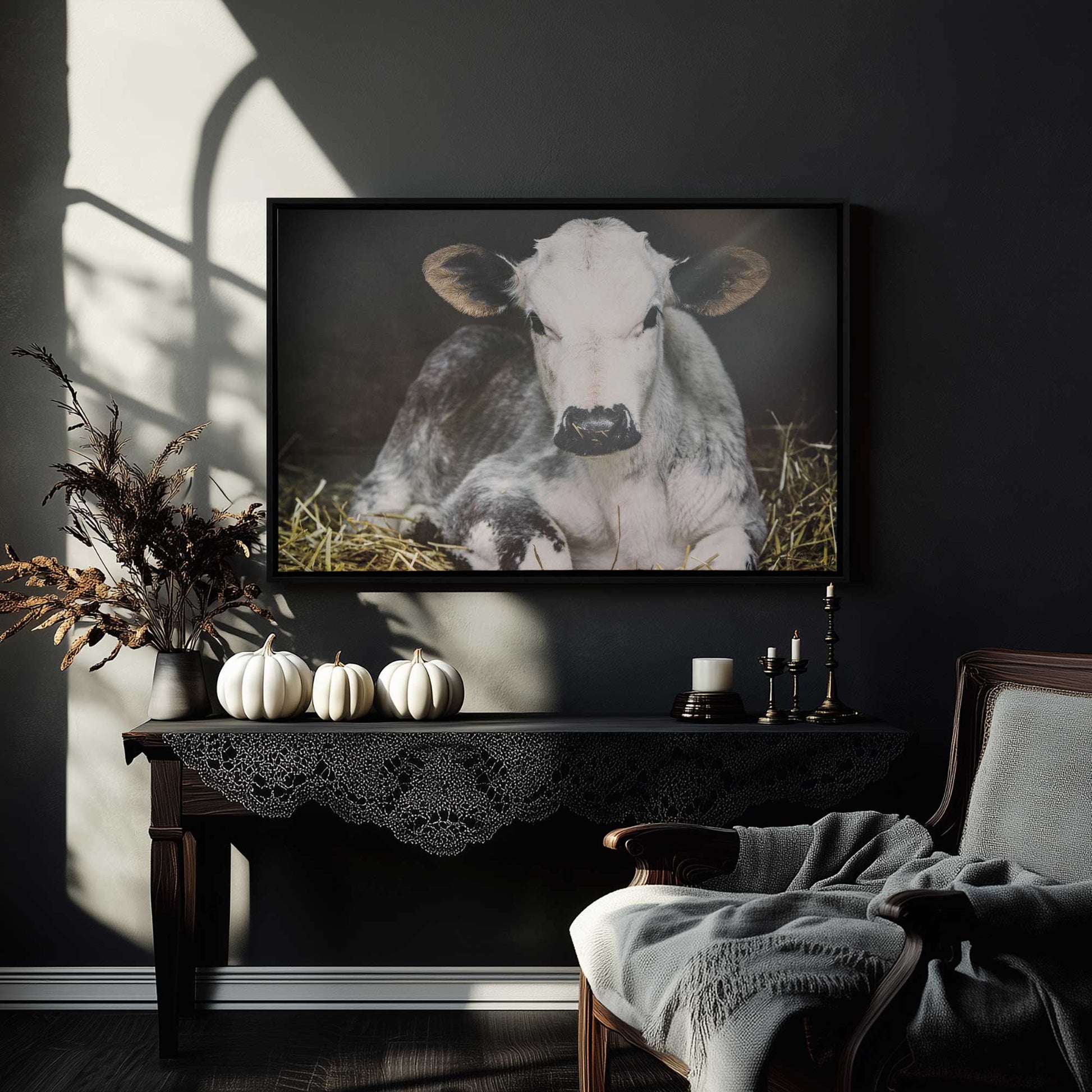 [LIFESTYLE],[SPECIAL], Art in a room