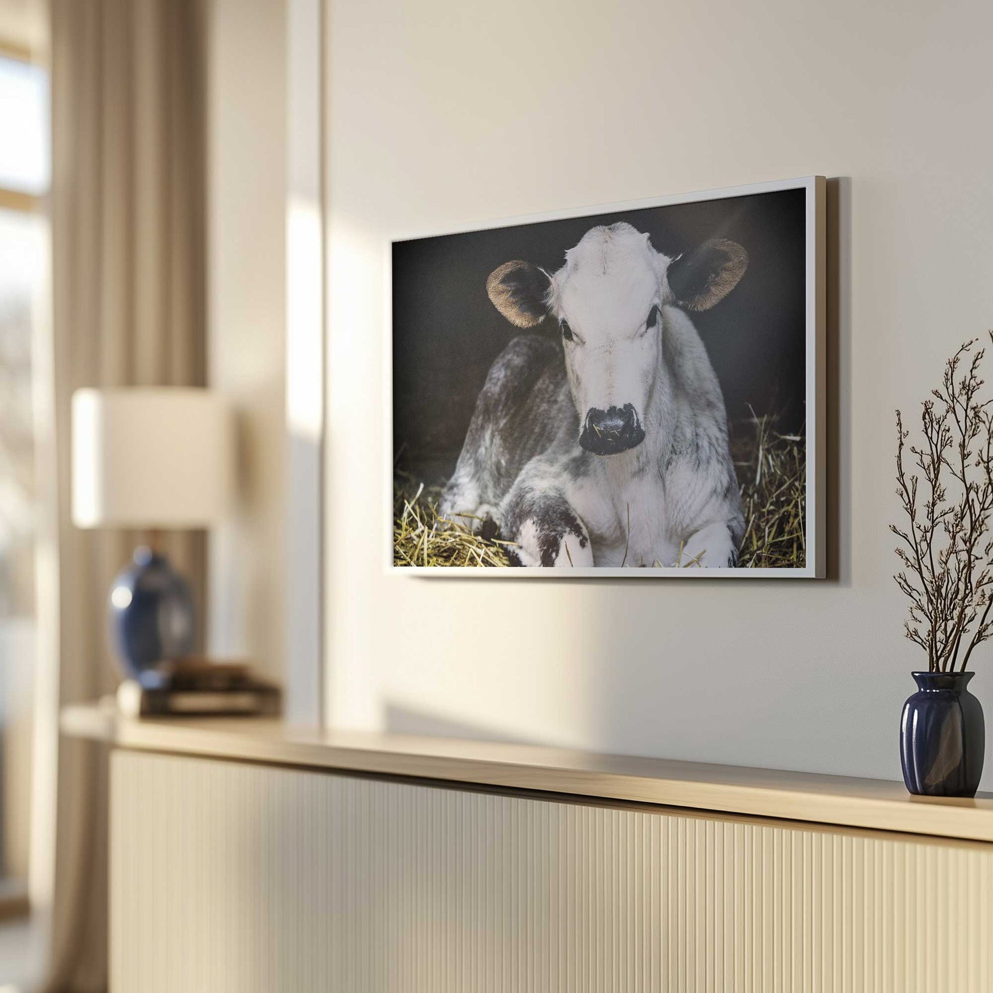 [LIFESTYLE],[SPECIAL], Art in a room