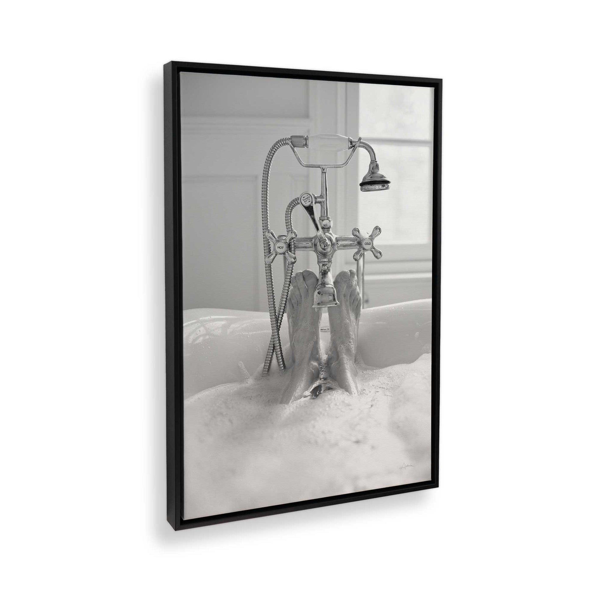 [Color:Satin Black], Picture of the corner of the art