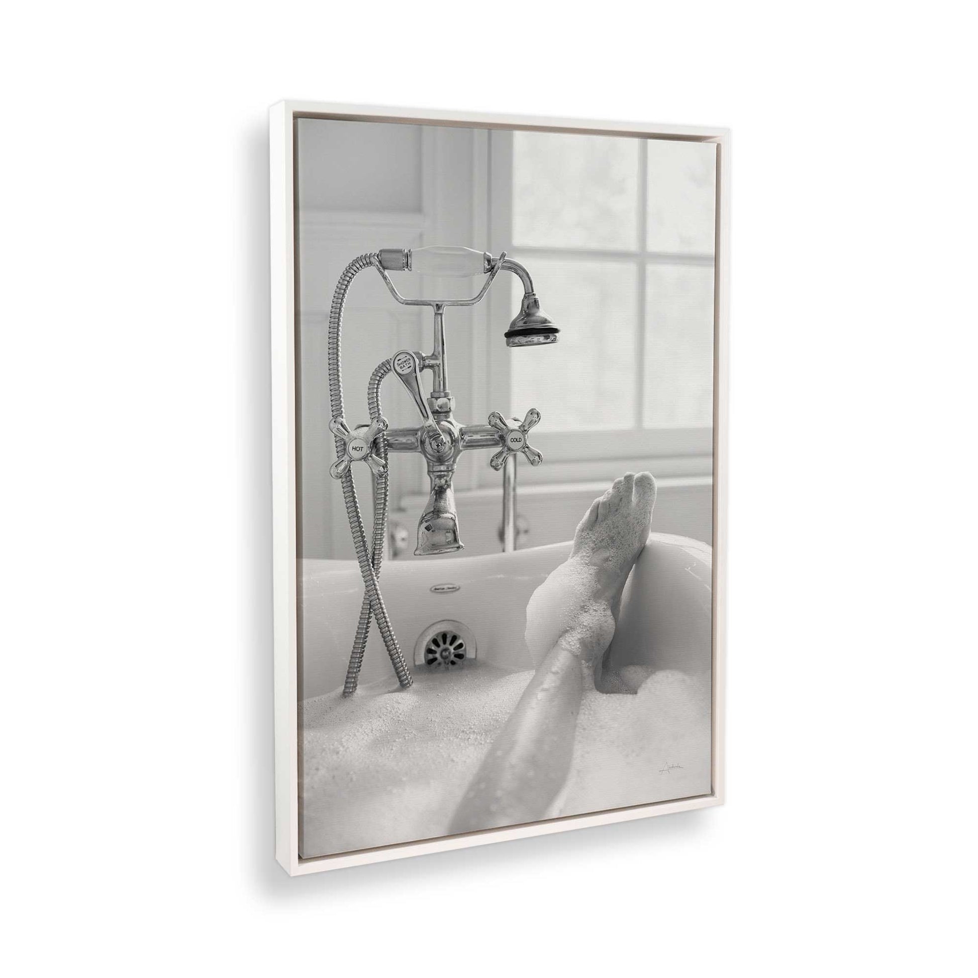 [Color:Opaque White], Picture of the corner of the art