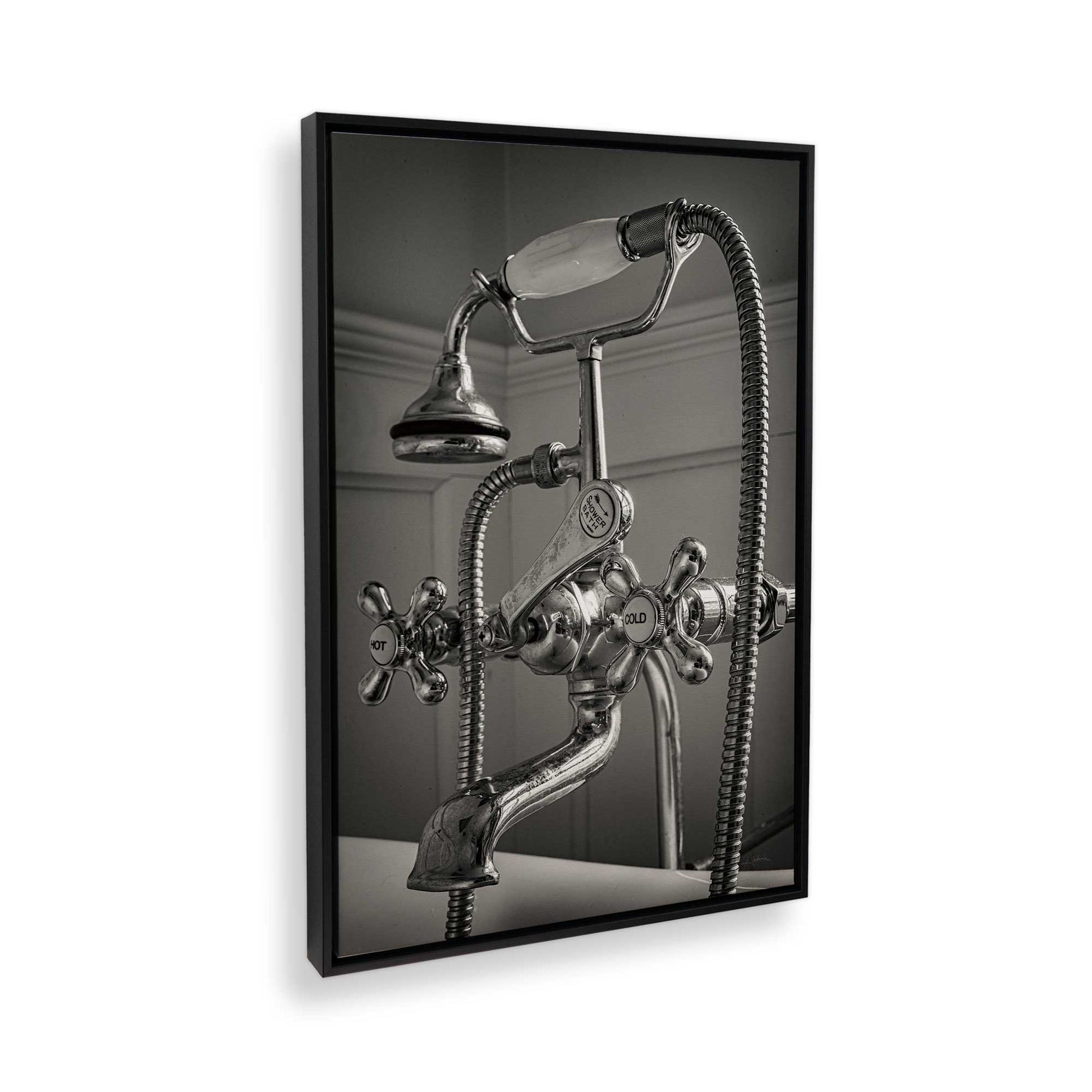 [Color:Satin Black], Picture of the corner of the art