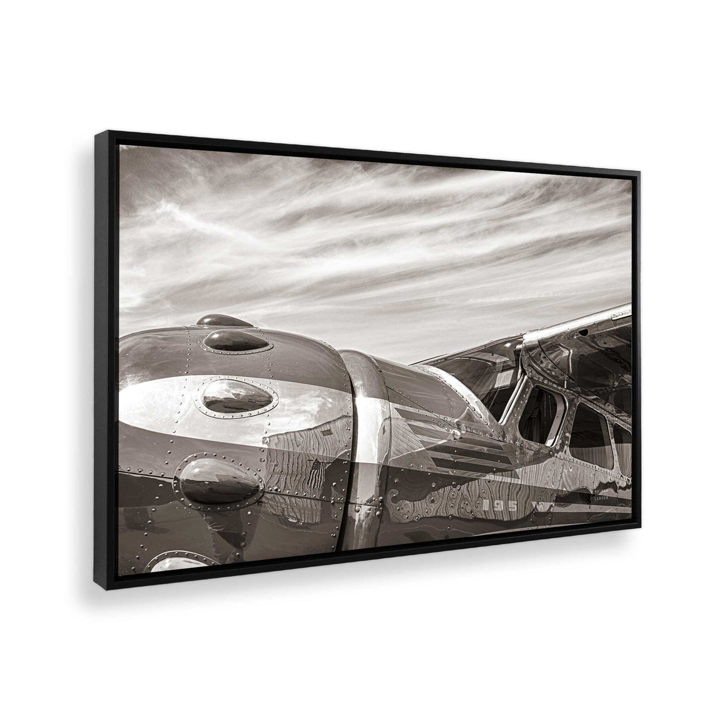 [Color:Satin Black], Picture of the corner of the art