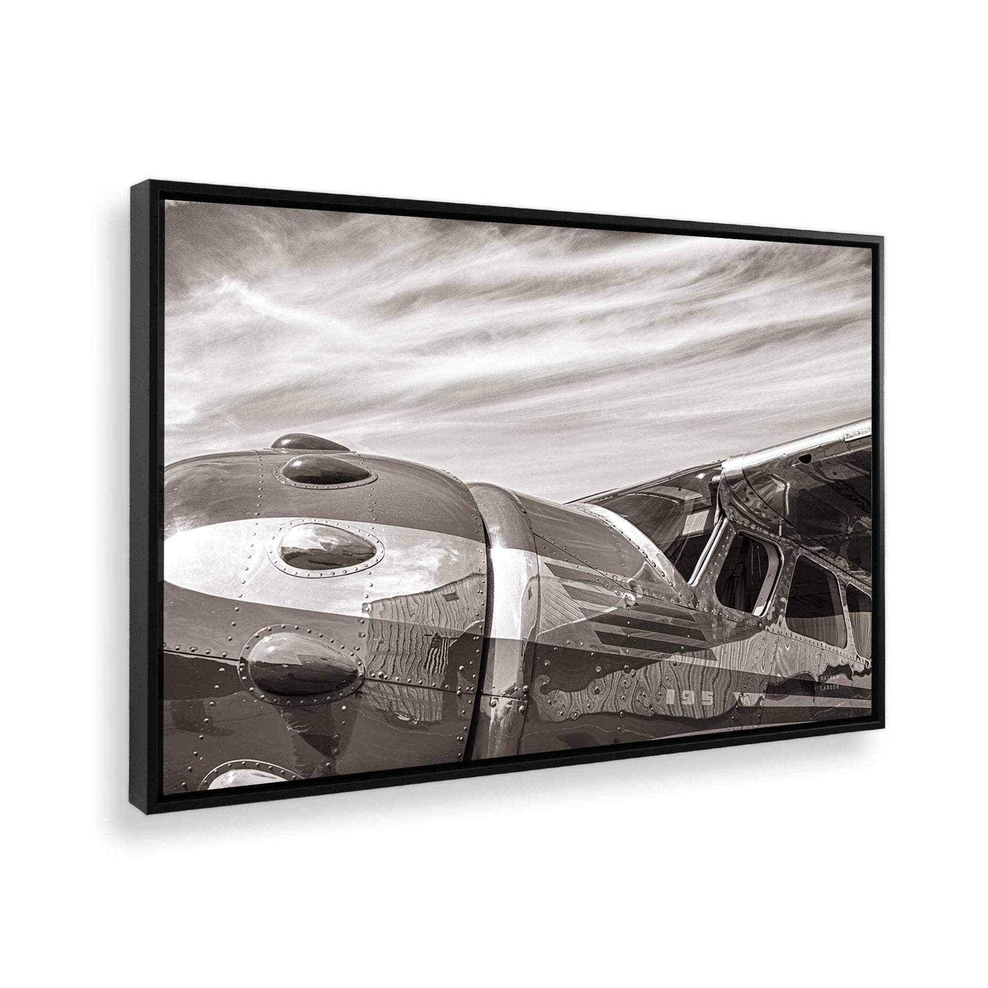 [Color:Satin Black], Picture of the corner of the art