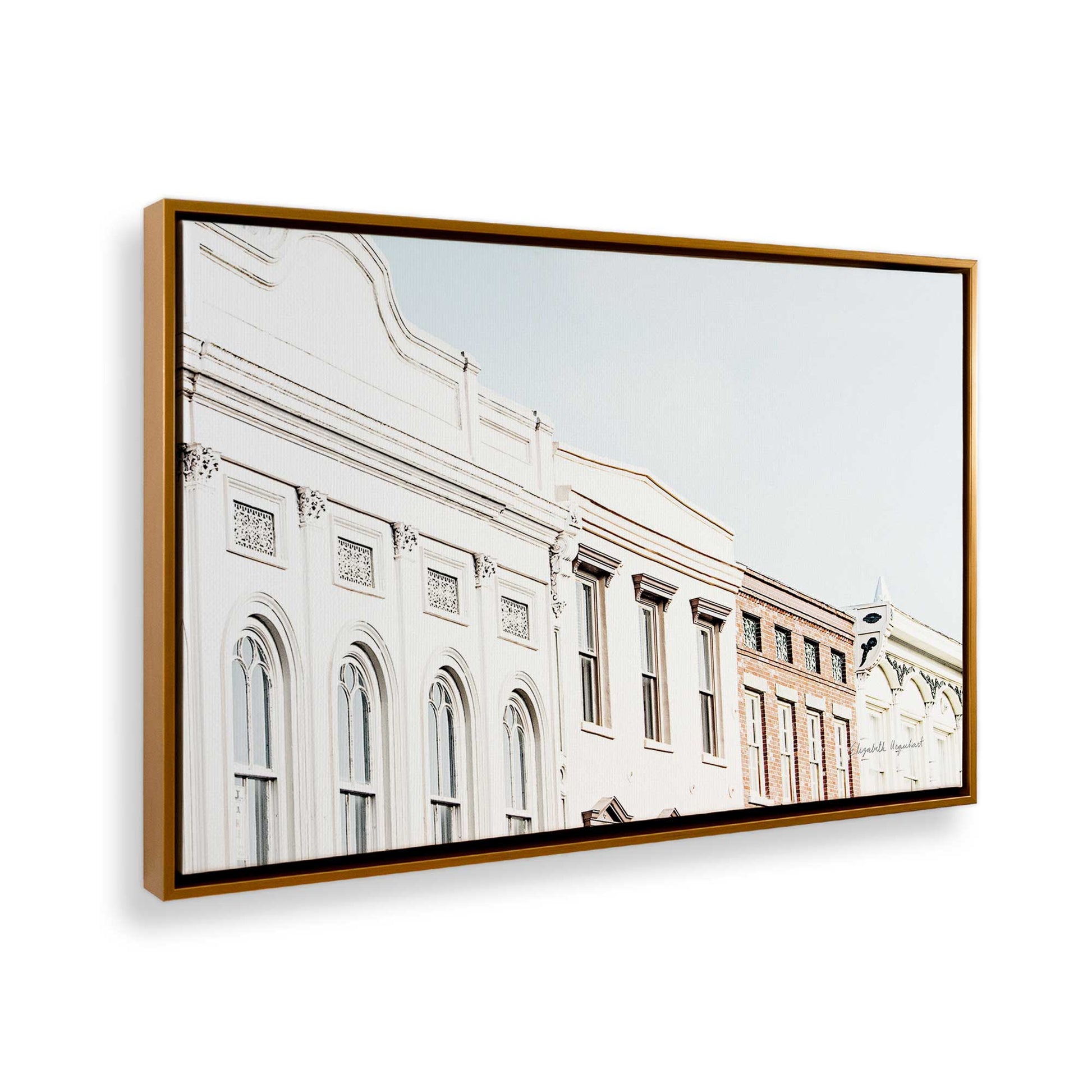 [Color:Polished Gold], Picture of the corner of the art