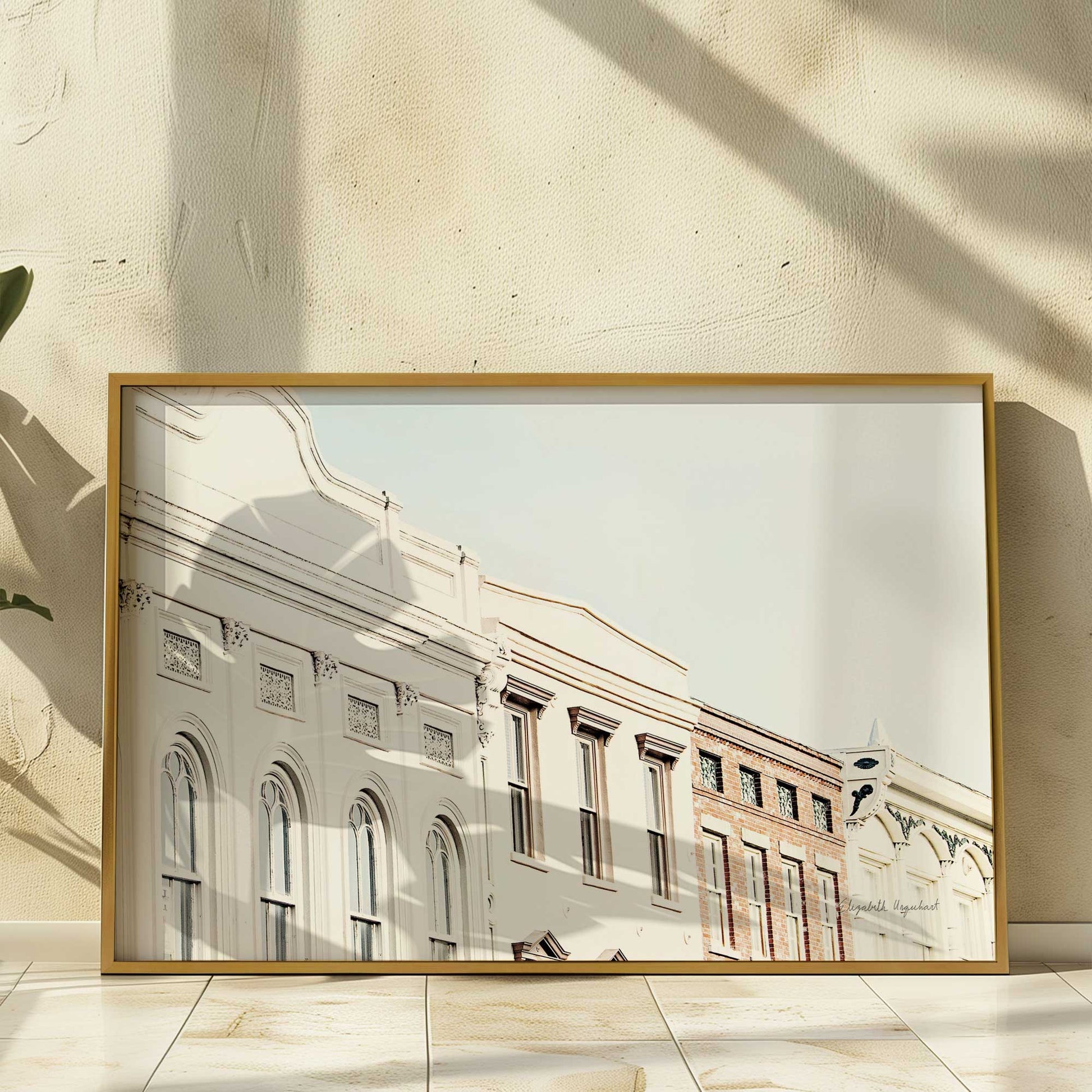 [LIFESTYLE],[SPECIAL], Art in a room