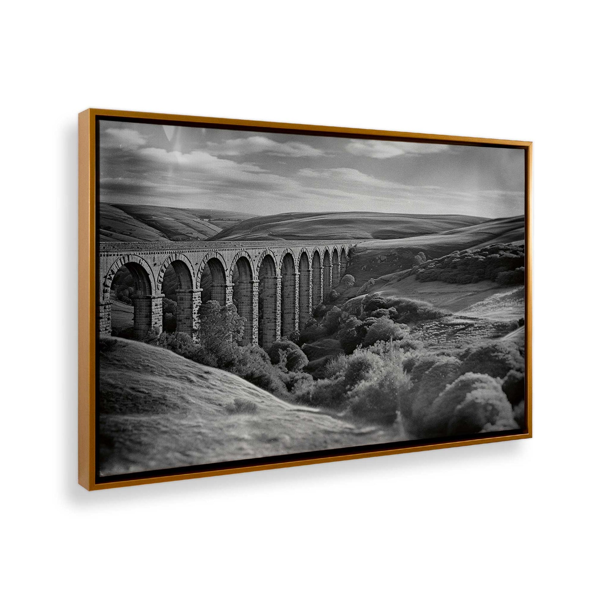 [Color:Polished Gold], Picture of the corner of the art