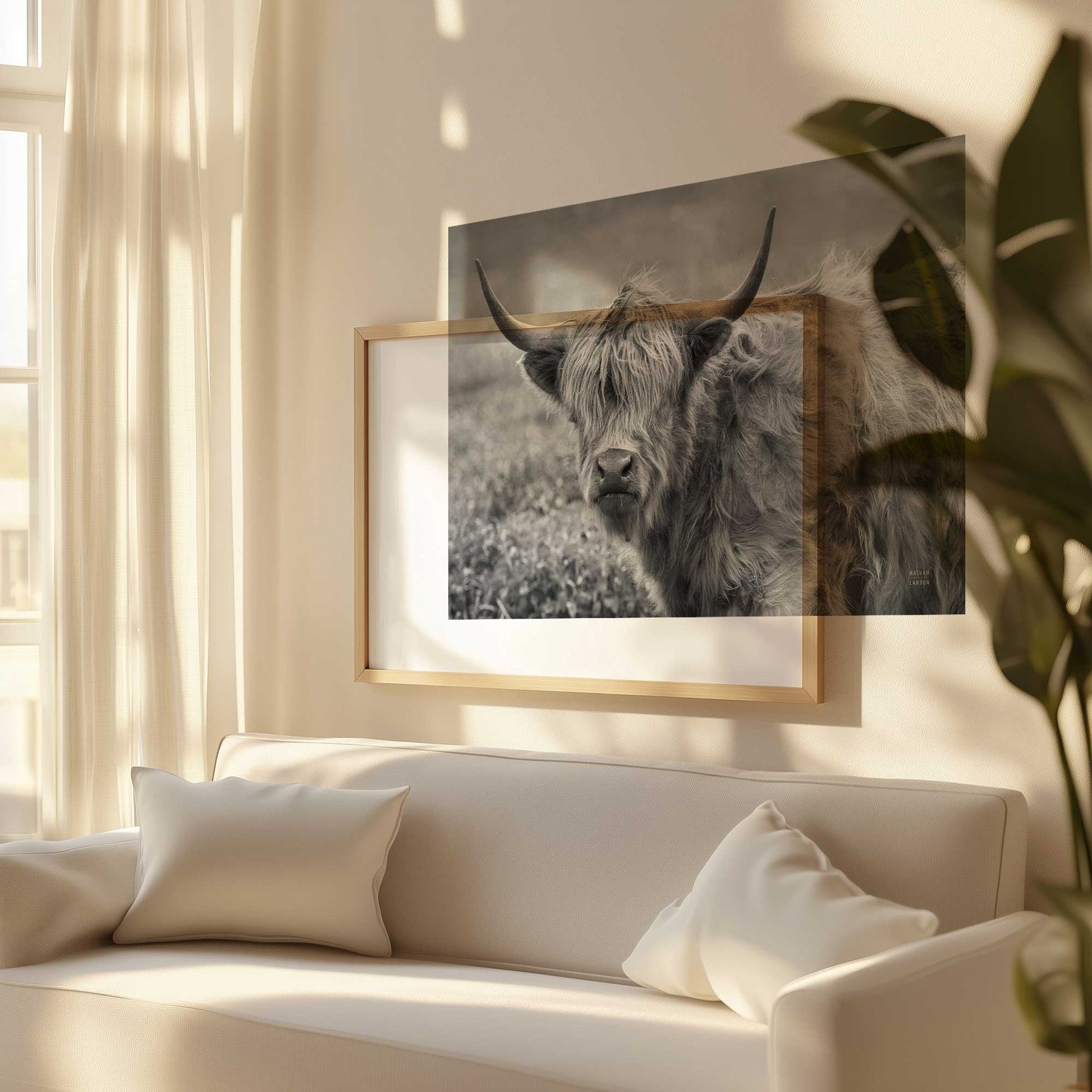 [LIFESTYLE],[SPECIAL], Art in a room