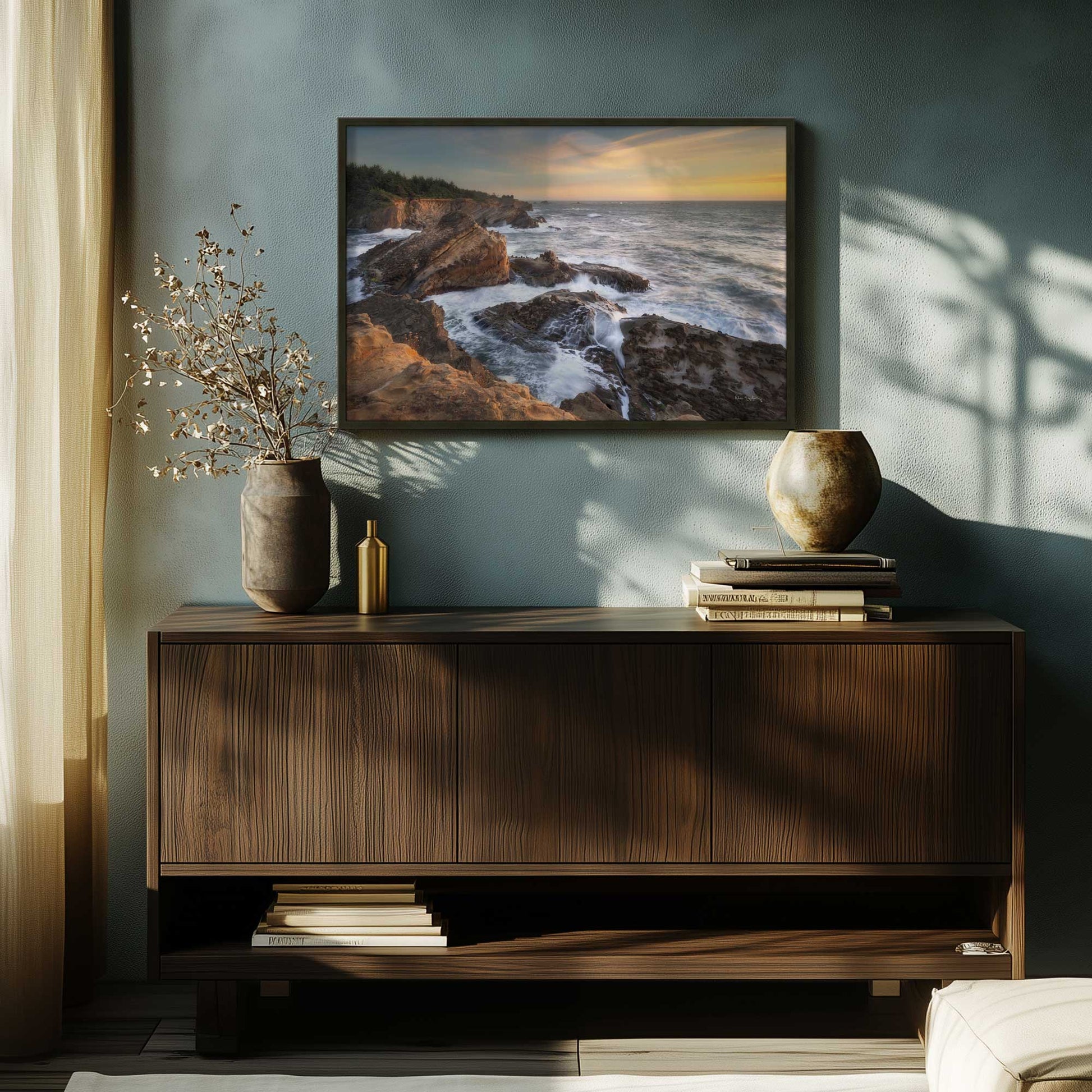 [LIFESTYLE],[SPECIAL], Art in a room