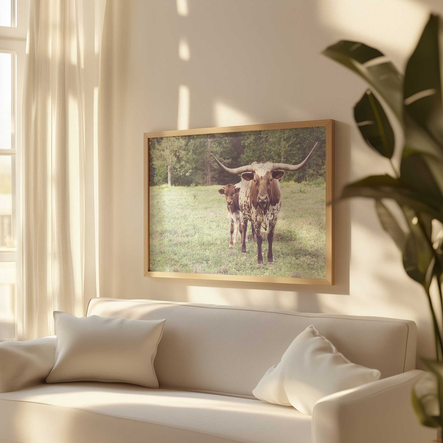 [LIFESTYLE],[SPECIAL], Art in a room