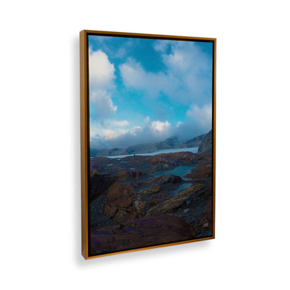 [Color:Polished Gold], Picture of the corner of the art