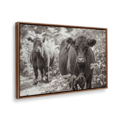 [Color:Walnut], Picture of the corner of the art