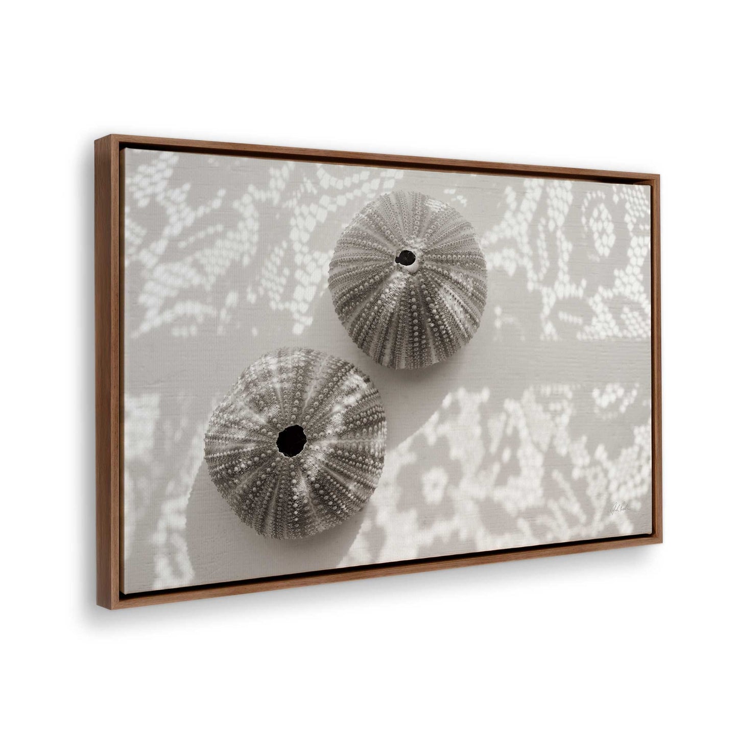 [Color:Walnut], Picture of the corner of the art